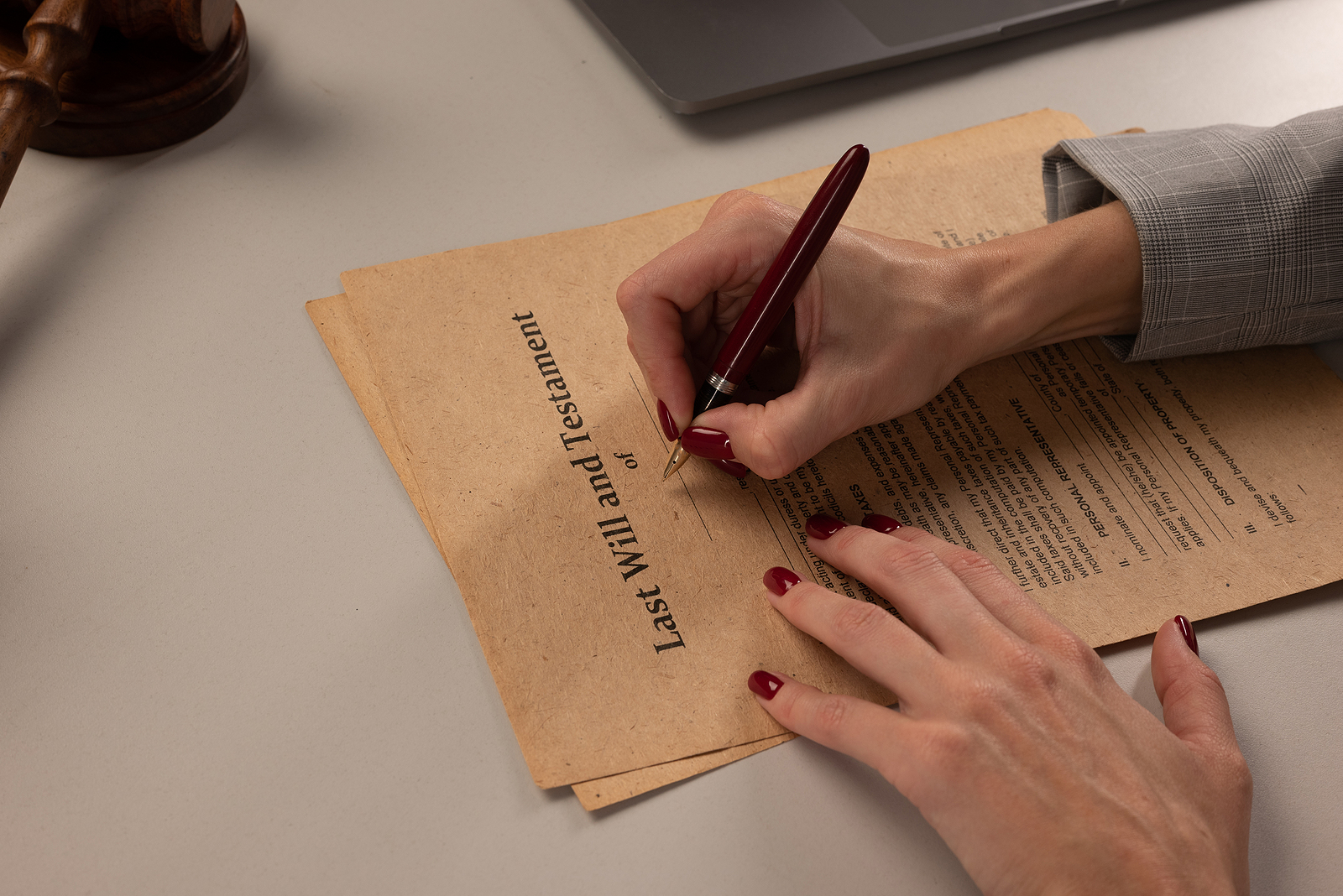 set up a will and trust
